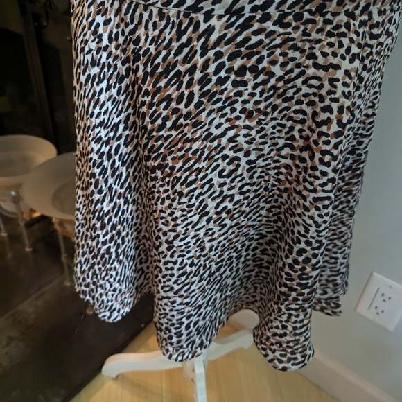 White House Black Market Womens 8 Leopard Skirt A-line Layered Hem Side Zip 163B - Picture 3 of 10
